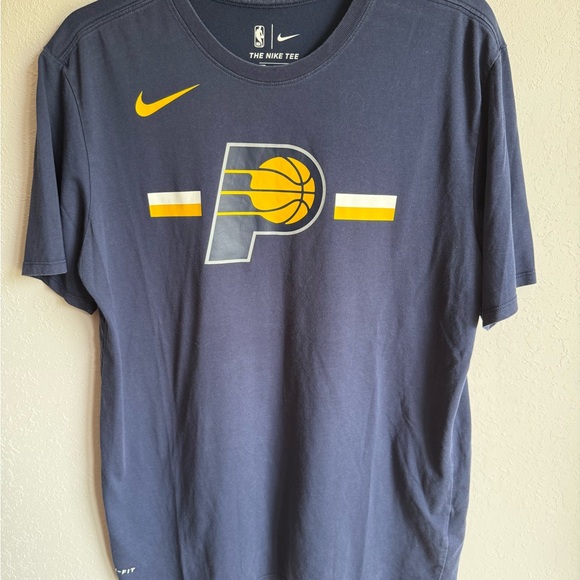 Men’s L Navy Nike Dri-Fit Indiana Pacers Athleisure Lightweight Sporty Tee Shirt - Picture 1 of 7